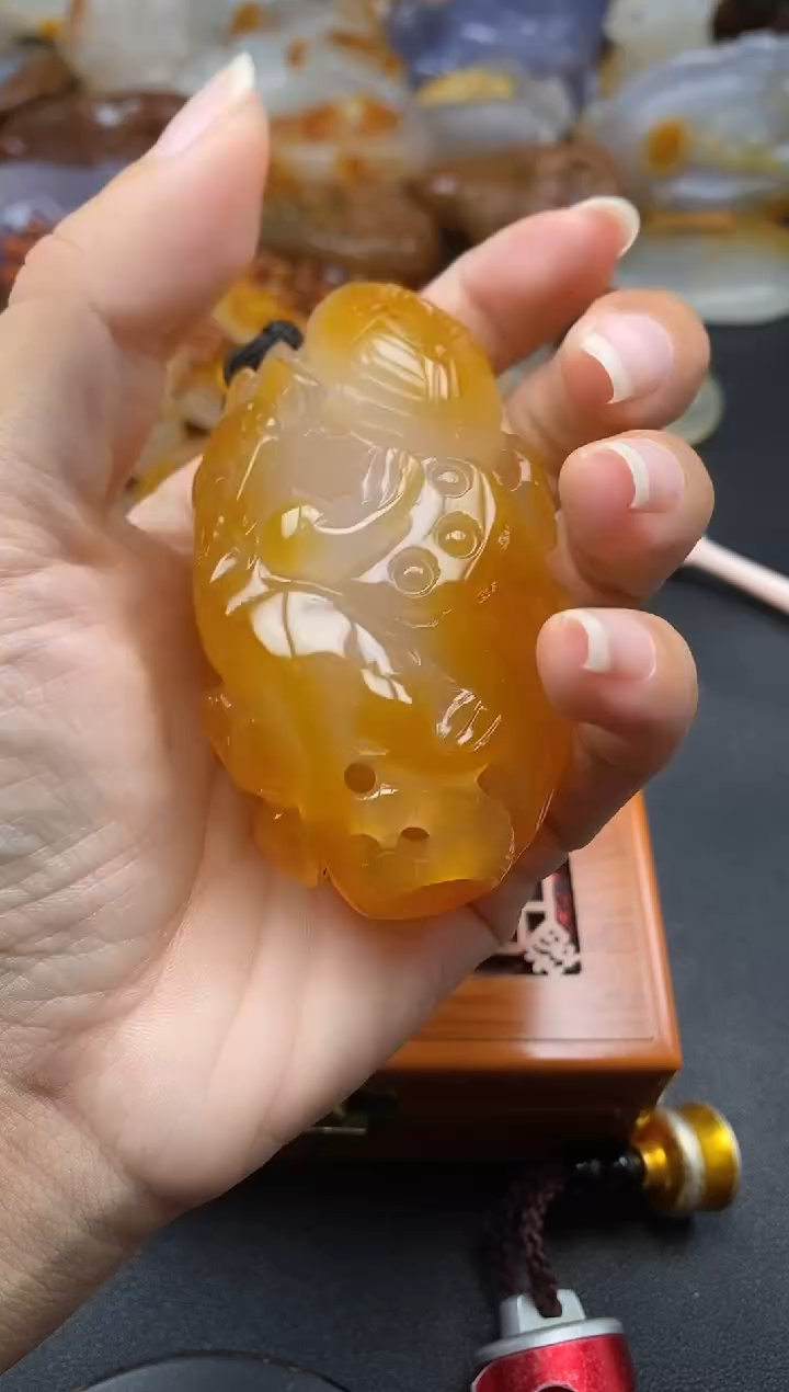 未镶嵌1玛瑙/玉髓华****发ll