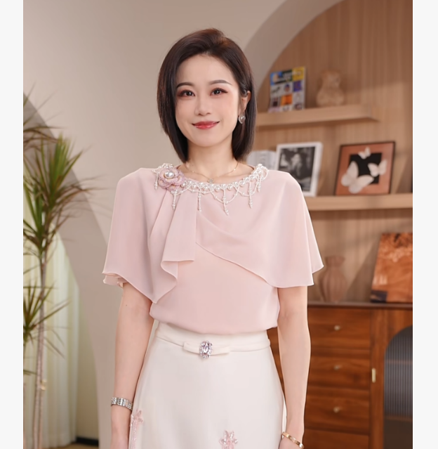 【气质女主】Molly时尚气质显瘦轻奢洋气优雅2026款 上衣 M2620071A