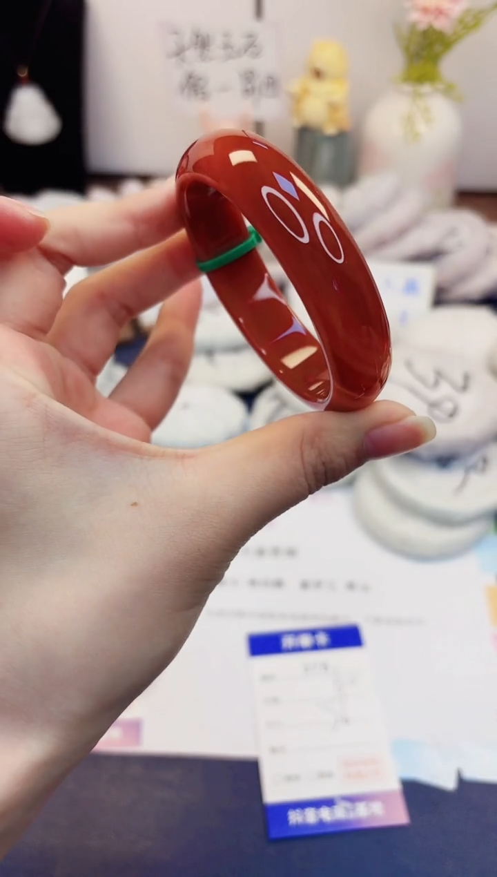 【闪购商品】石英质玉手镯未镶嵌376-玛瑙-圈口56