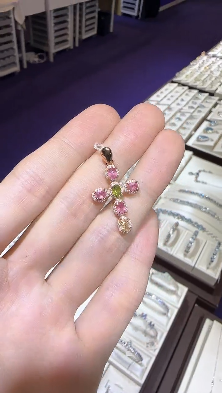 【闪购商品】碧玺颈饰银S925镶嵌设计款