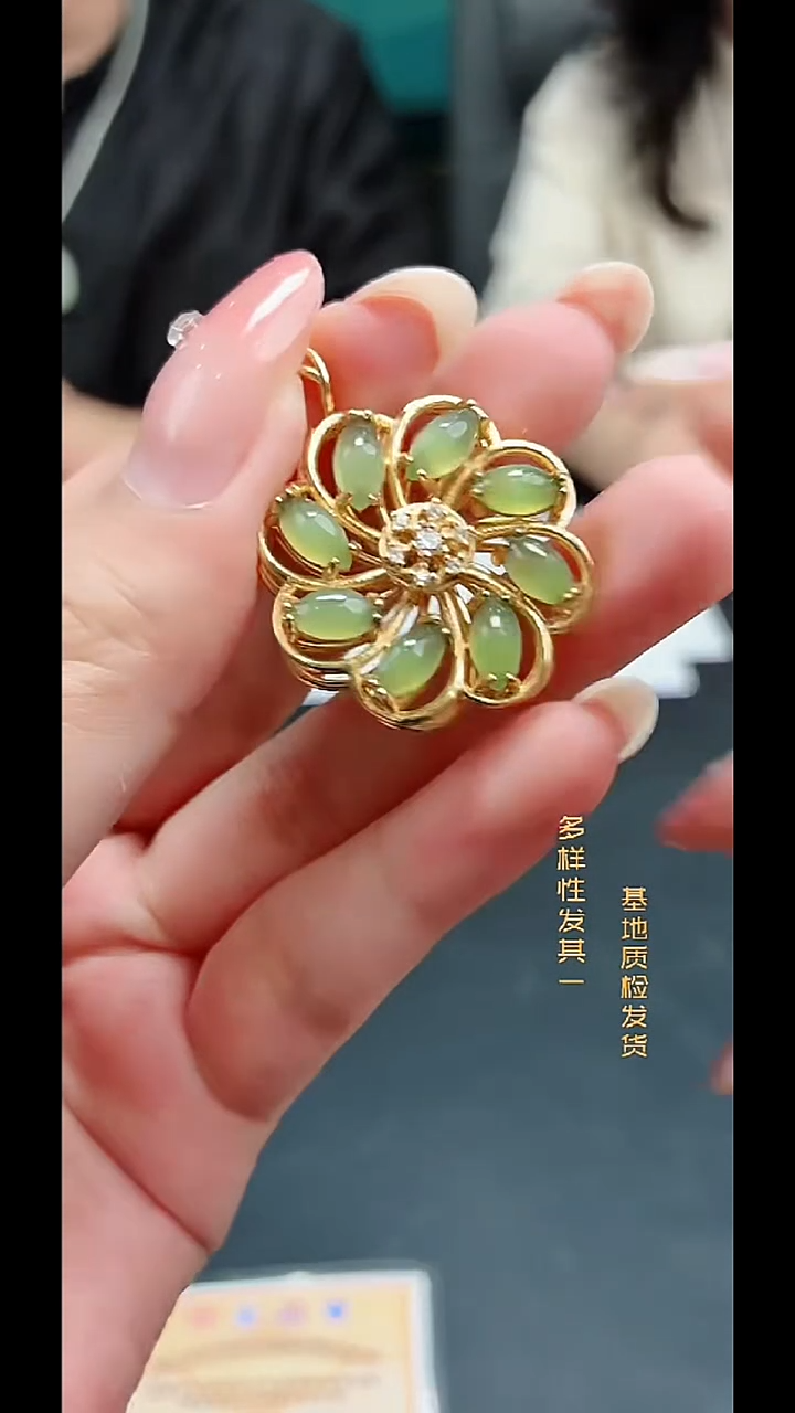 颈饰未镶嵌和田玉纯天然多样性发一