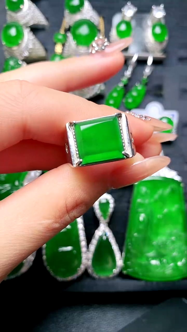 【闪购商品】翡翠戒指未镶嵌马鞍戒