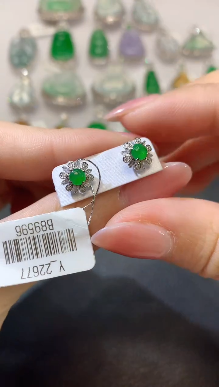 【闪购商品】翡翠耳饰18K金镶嵌C25一对