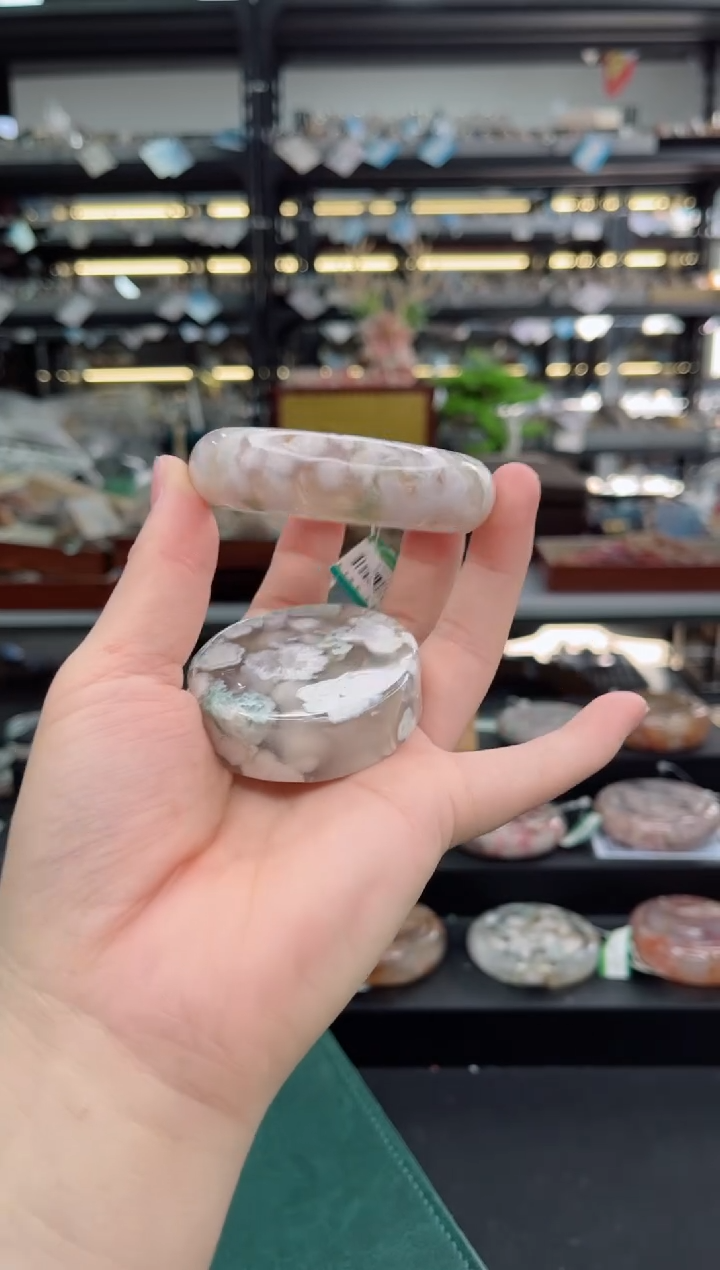 【闪购商品】石英质玉手镯未镶嵌54圈口（赠品镯心）3571053