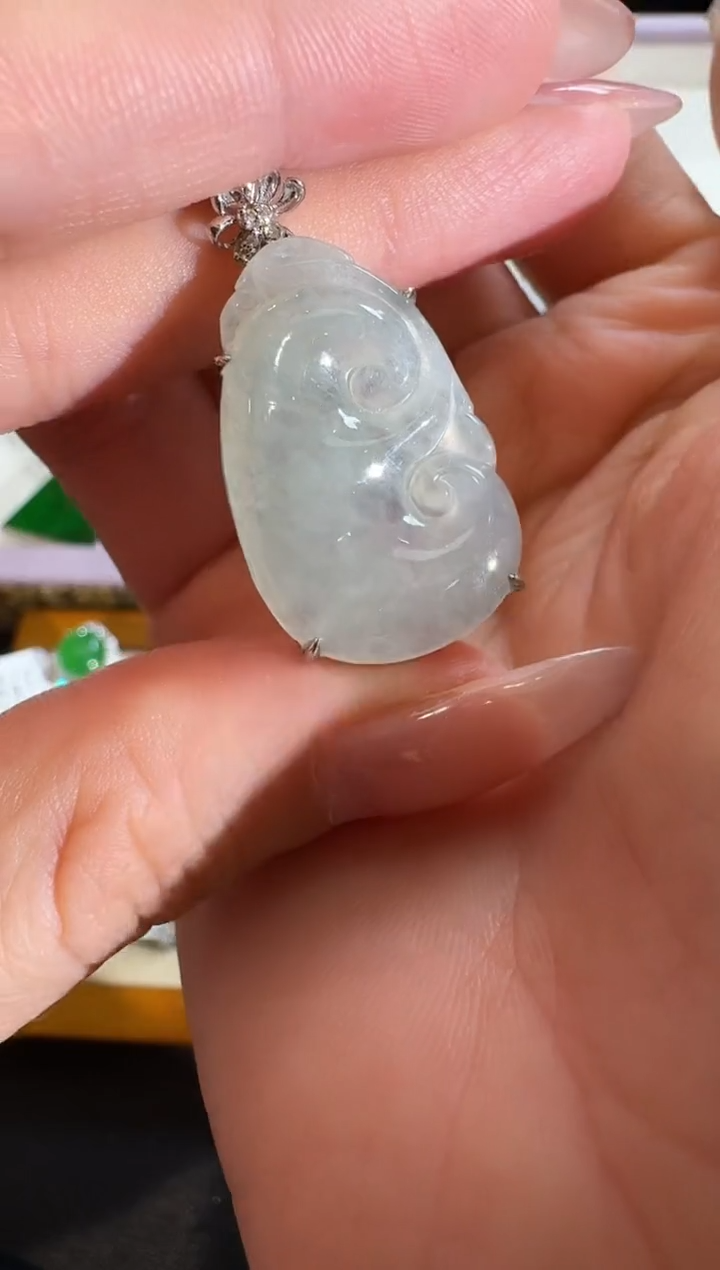 【闪购商品】翡翠吊坠(不含链)18K金镶嵌【源头工厂】钻石镶嵌