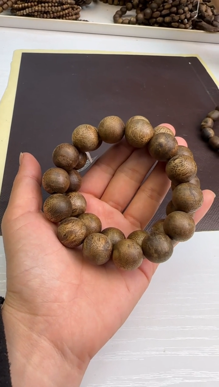 【闪购商品】沉香手串99沉绿棋白露16mm17g+多样性发1