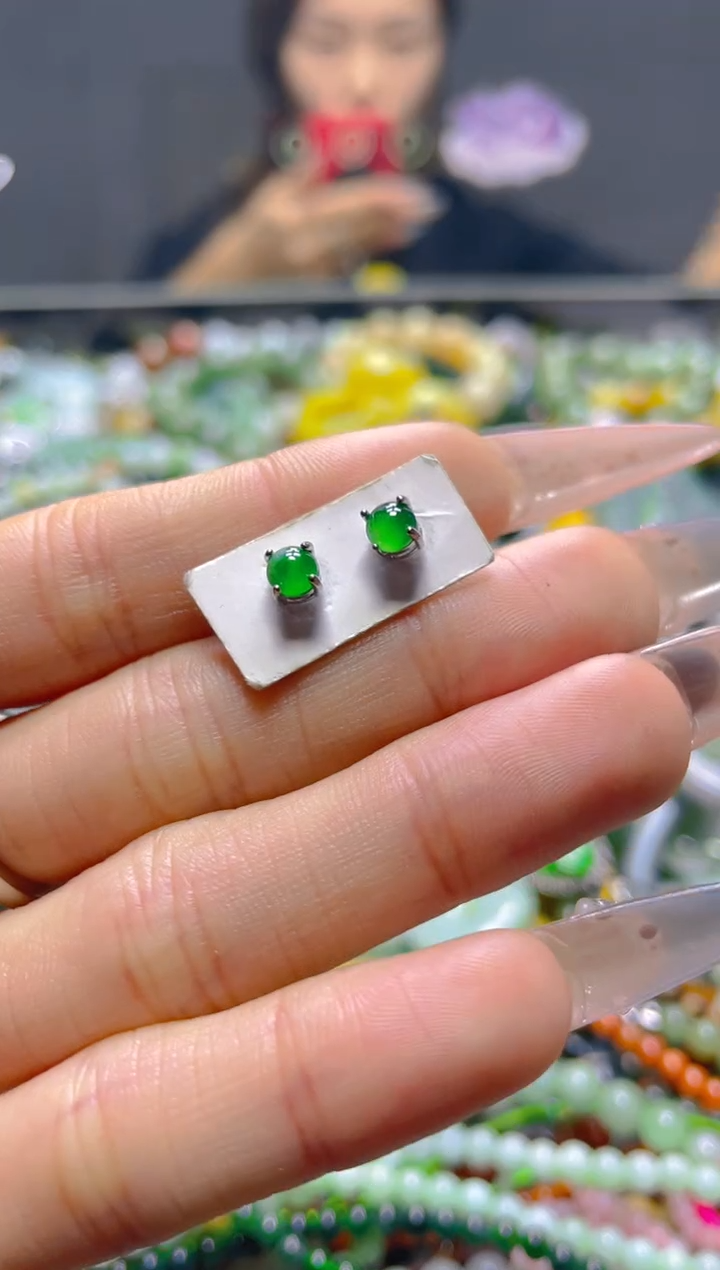 颈饰未镶嵌翡翠/G/翡翠A货，一件也是批发价