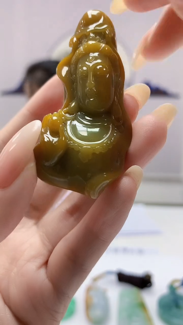 【闪购商品】定制翡翠未镶嵌4902DD-毛货挂件观音96