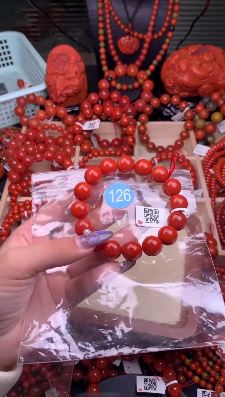 【闪购商品】南红玛瑙珠宝奇石未镶嵌126-13