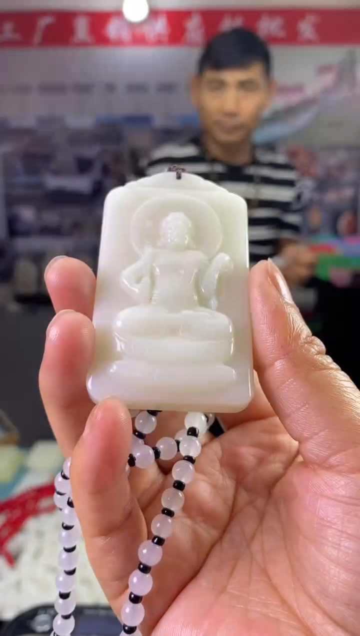 天然玉石未镶嵌颈饰