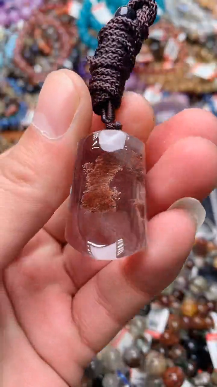 【闪购商品】水晶吊坠(赠链)未镶嵌天然154