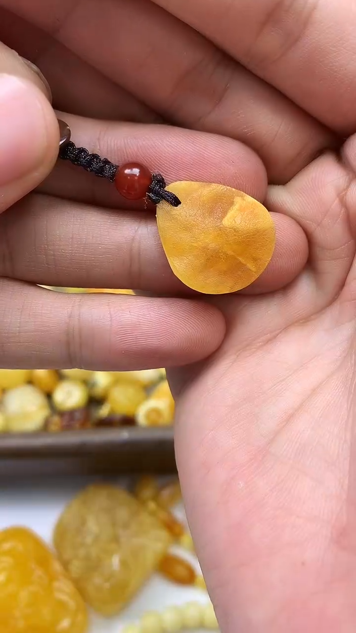 裸石蜜蜡未镶嵌挂件