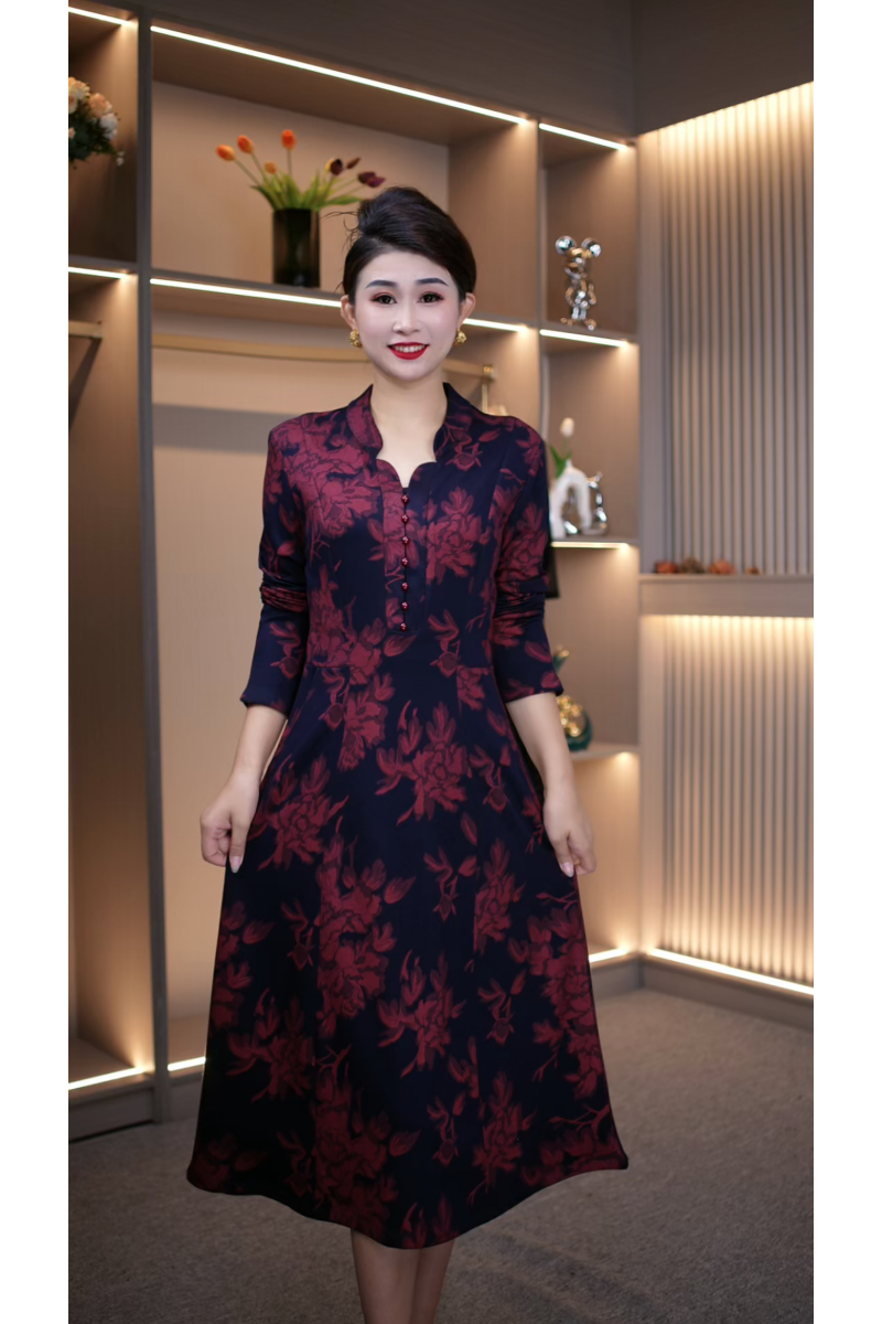 洋气妈妈新款春秋高档气质减龄连衣裙