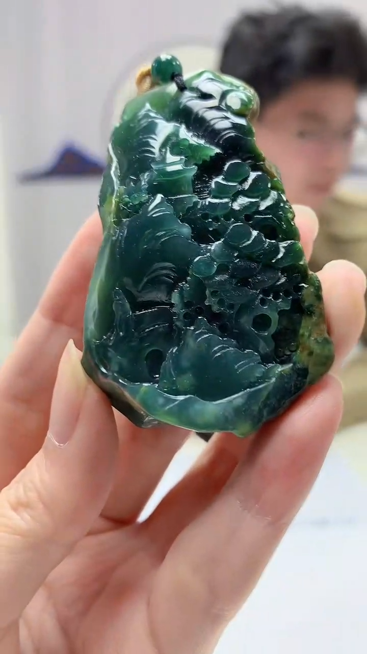 【闪购商品】定制翡翠未镶嵌4688zm-毛货挂件114山水