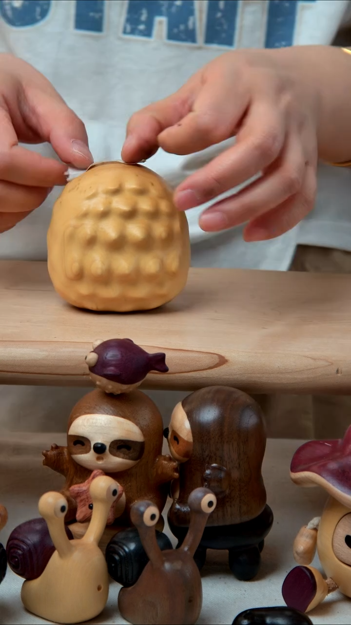 木大****力大娜要努力  小叶黄杨刺猬