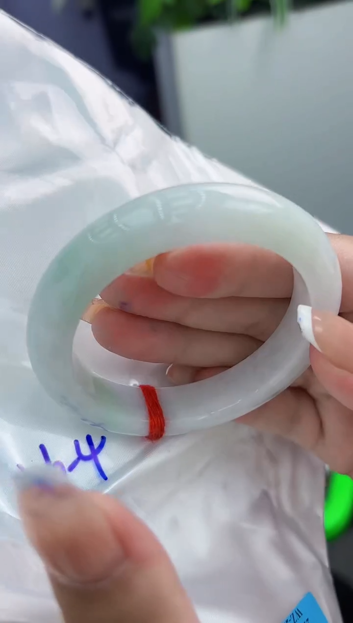 【闪购商品】翡翠手镯未镶嵌翡翠手镯