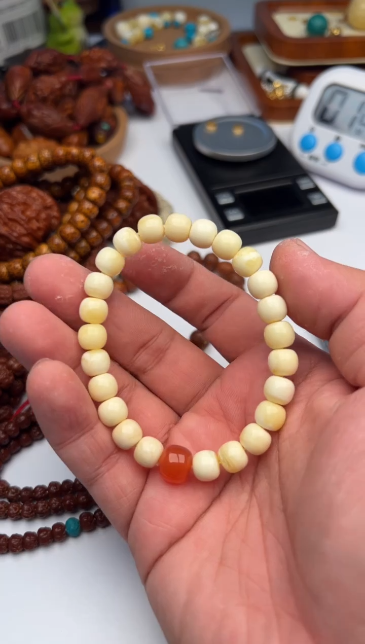 【闪购商品】蜜蜡手串未镶嵌蜜蜡手串