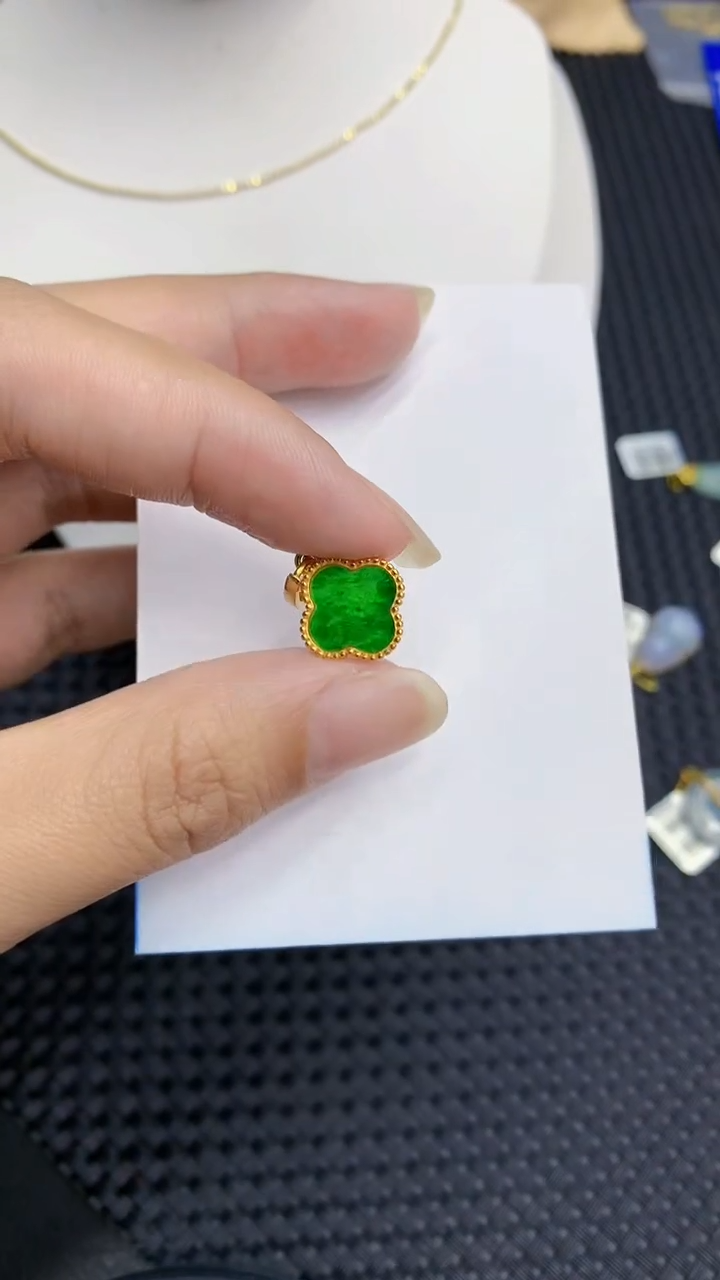 【闪购商品】翡翠颈饰银S925镶嵌            8