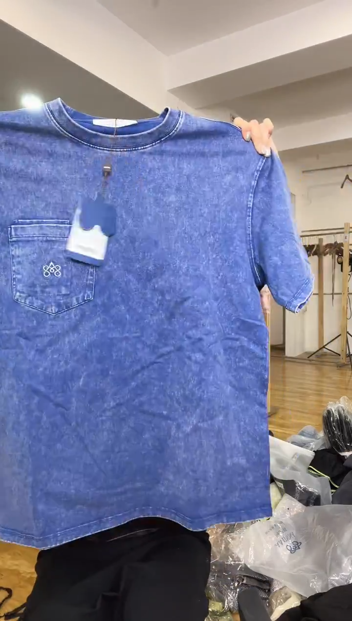 半袖       S码         120斤   