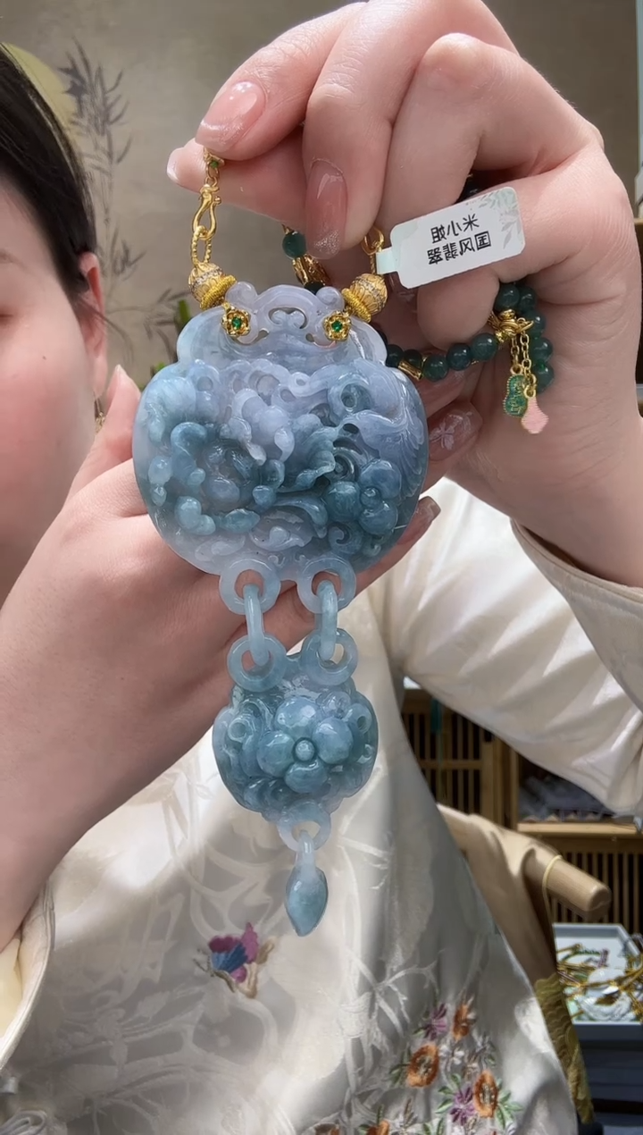 【闪购商品】翡翠颈饰未镶嵌吊坠