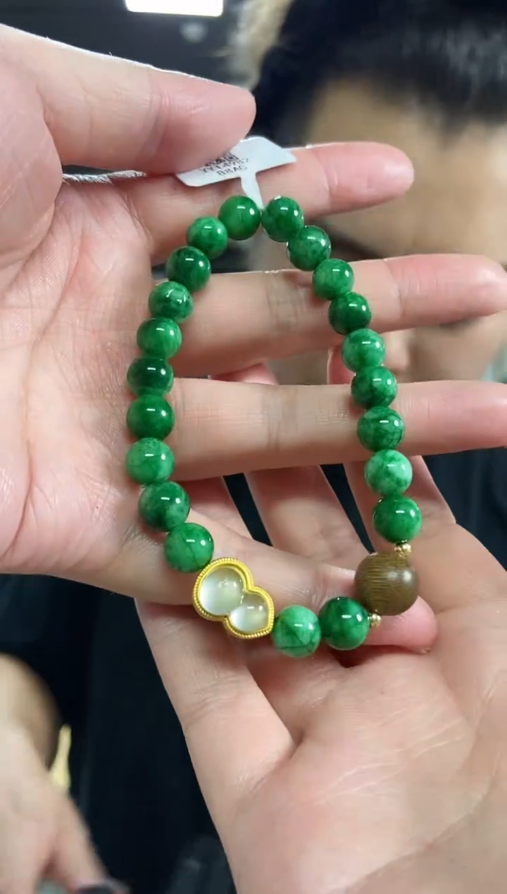 【闪购商品】翡翠手串未镶嵌多样性发其一颜色微差