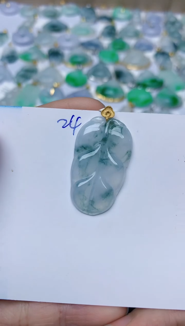 【闪购商品】翡翠颈饰18K金镶嵌天然翡翠A货    24