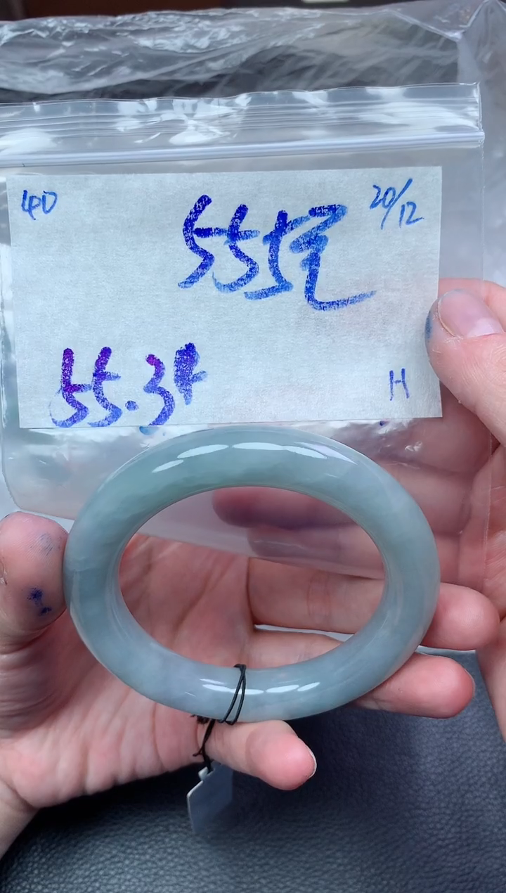 未镶嵌定制翡翠40毛货需精细抛光手镯拍一发一