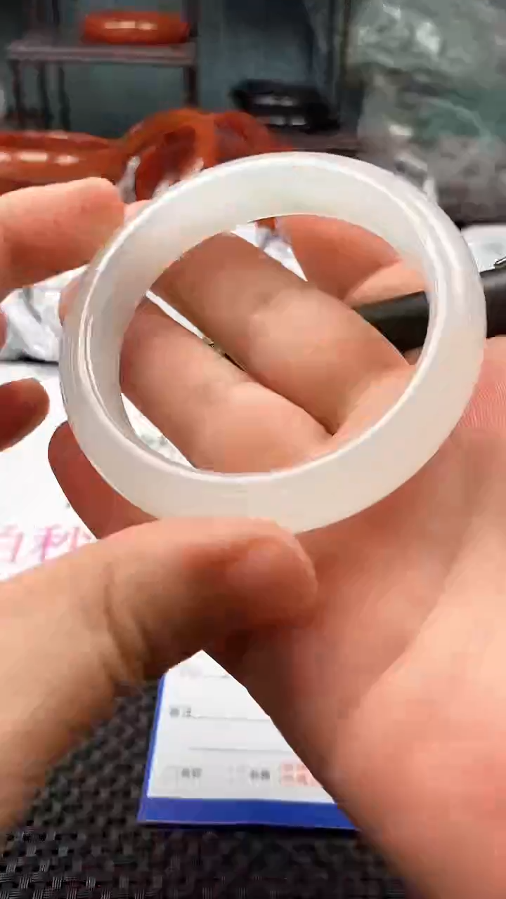 【闪购商品】石英质玉手镯未镶嵌398-58多样性发货看清圈口下单