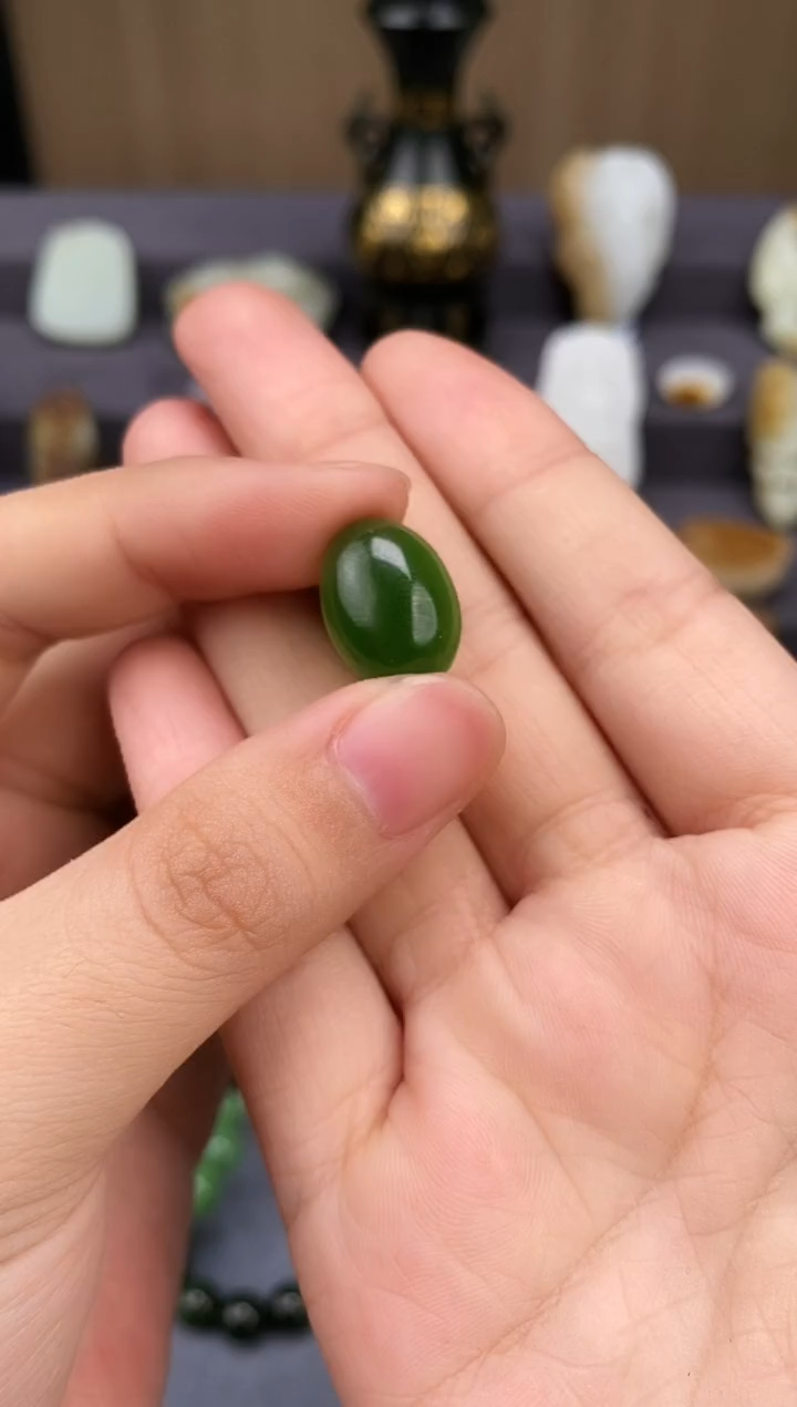 【闪购商品】和田玉-未镶嵌碧玉蛋面