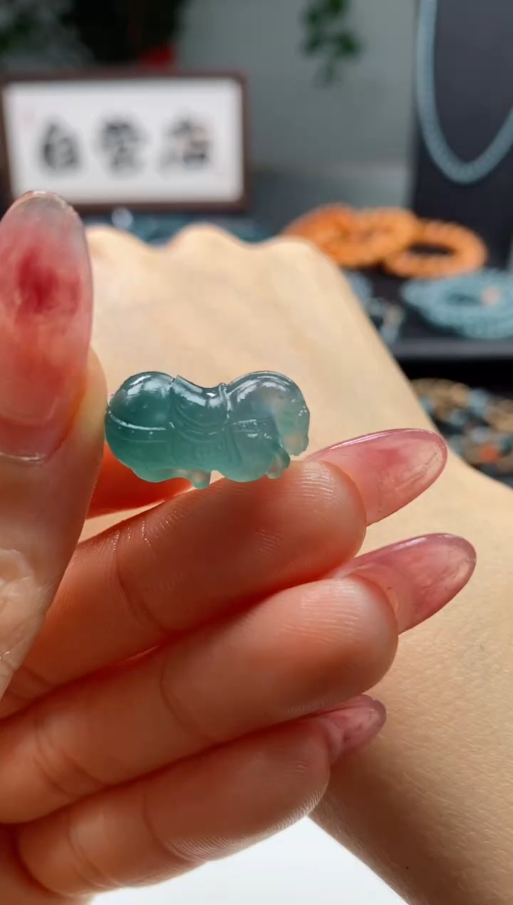 【闪购商品】翡翠颈饰未镶嵌0448255677