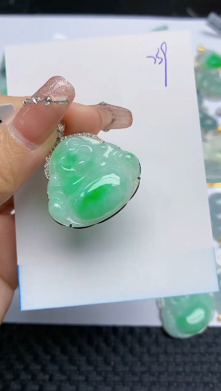 【闪购商品】翡翠颈饰18K金镶嵌天然A货翡翠 239