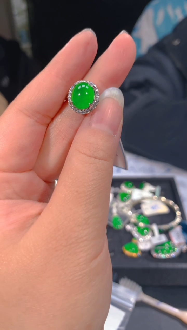 【闪购商品】定制翡翠未镶嵌126多样性发货（发其一）