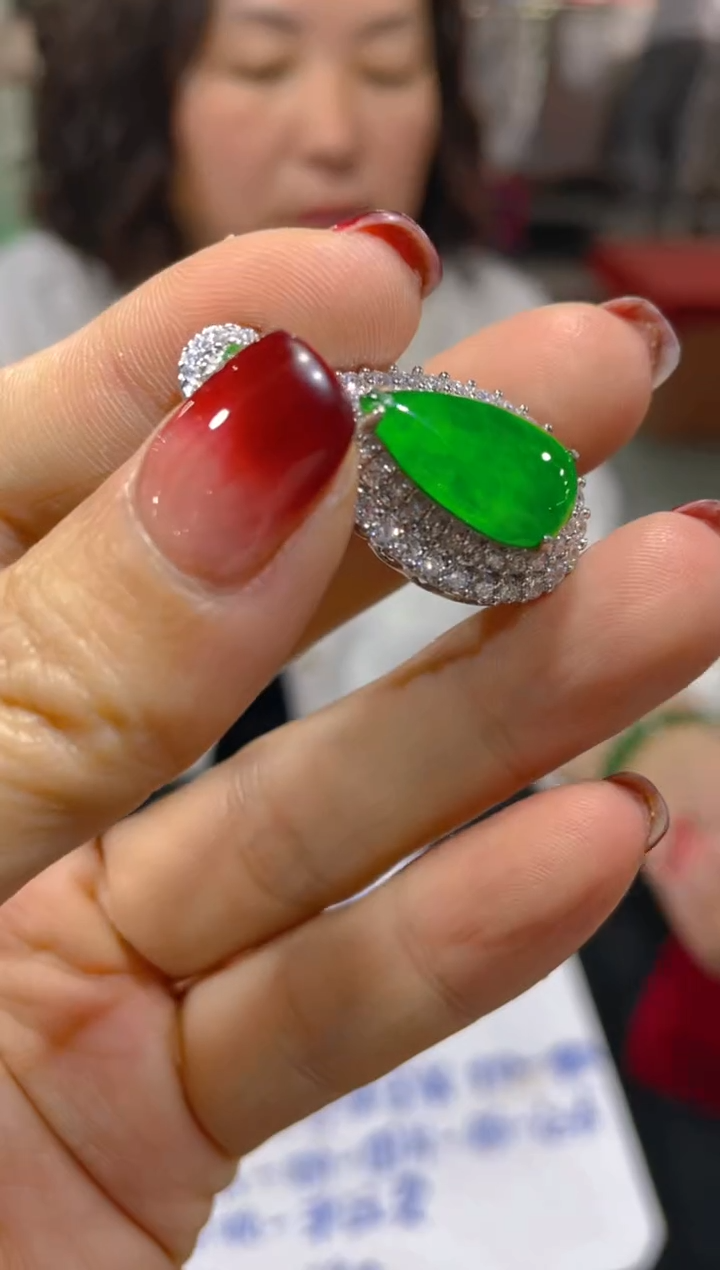 【闪购商品】定制翡翠未镶嵌天然A货翡翠（多样性发货拍一件发件）