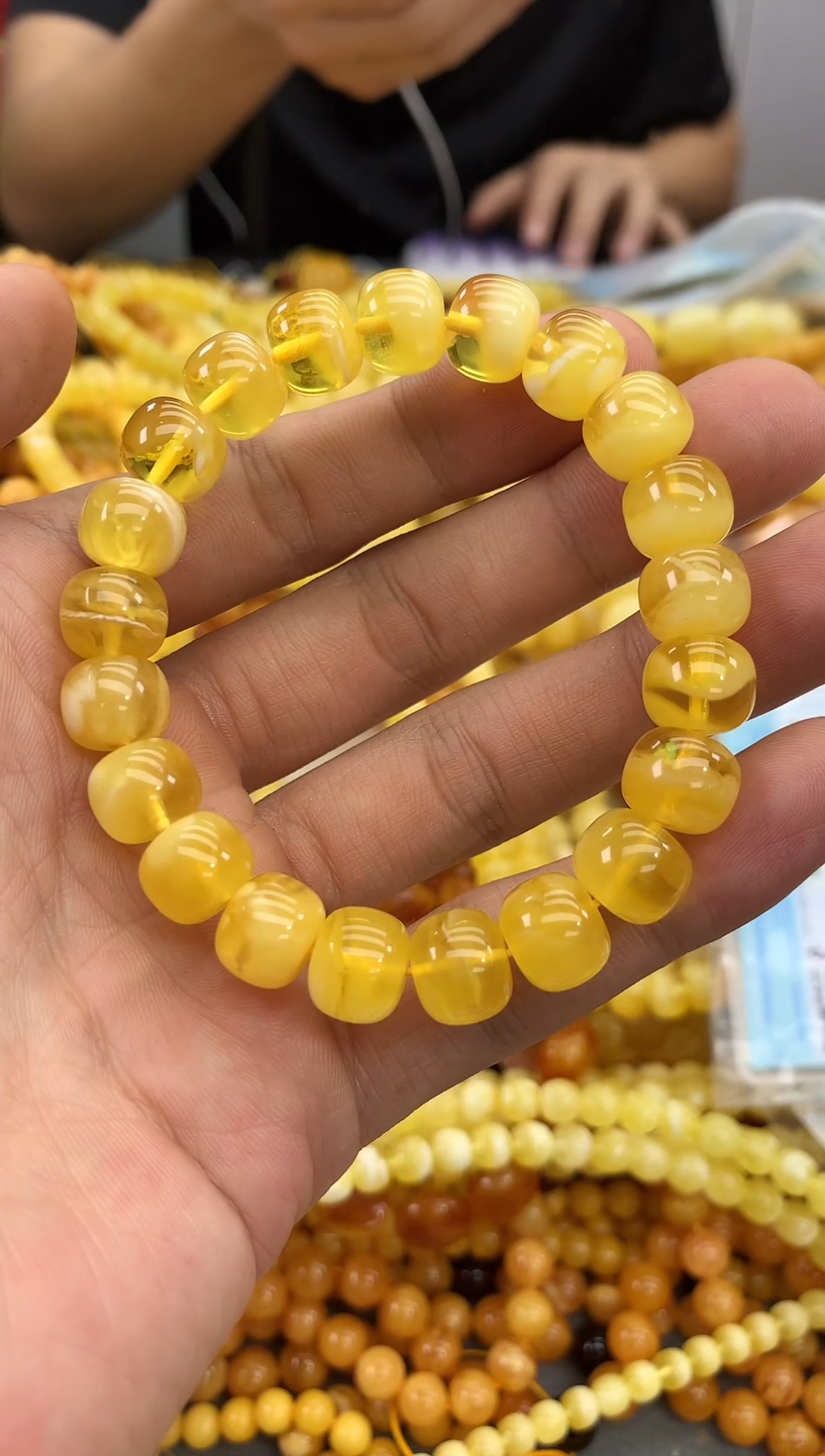 裸石蜜蜡未镶嵌手串