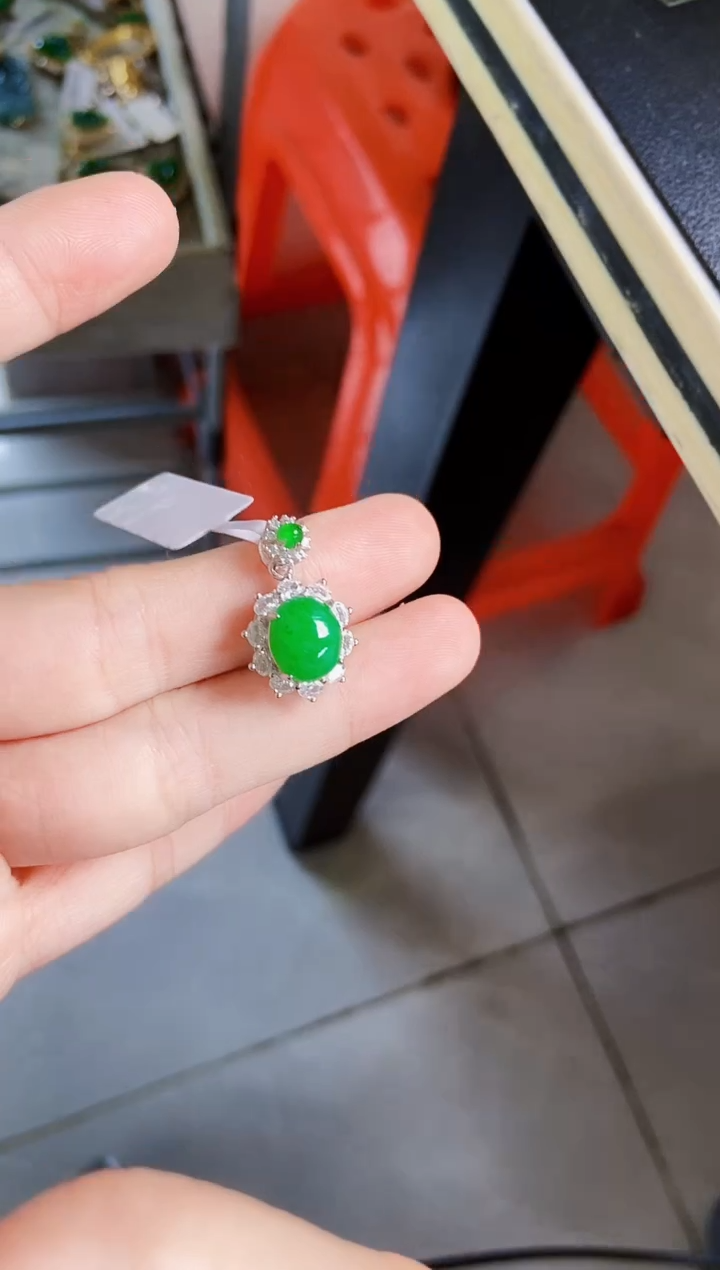 翡翠银S925镶嵌颈饰21389