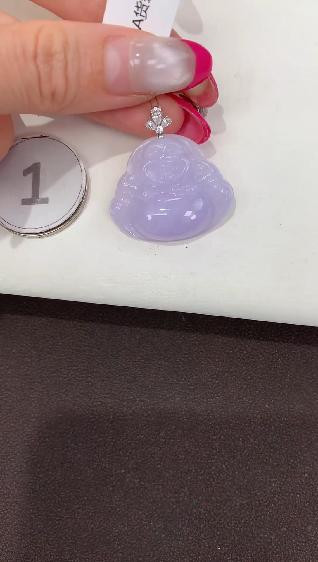 颈饰18K金镶嵌翡翠缅甸a货翡翠