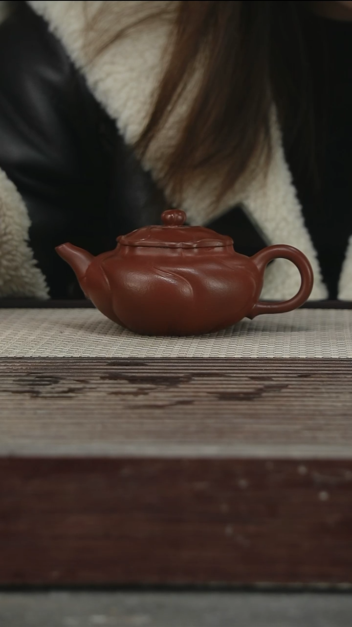 茶壶紫砂45号260CC