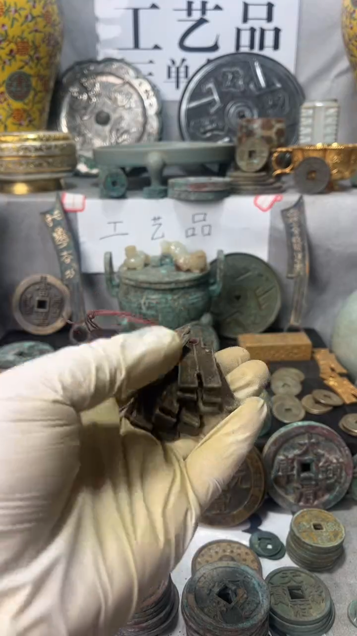 现代文创钥匙扣工艺品