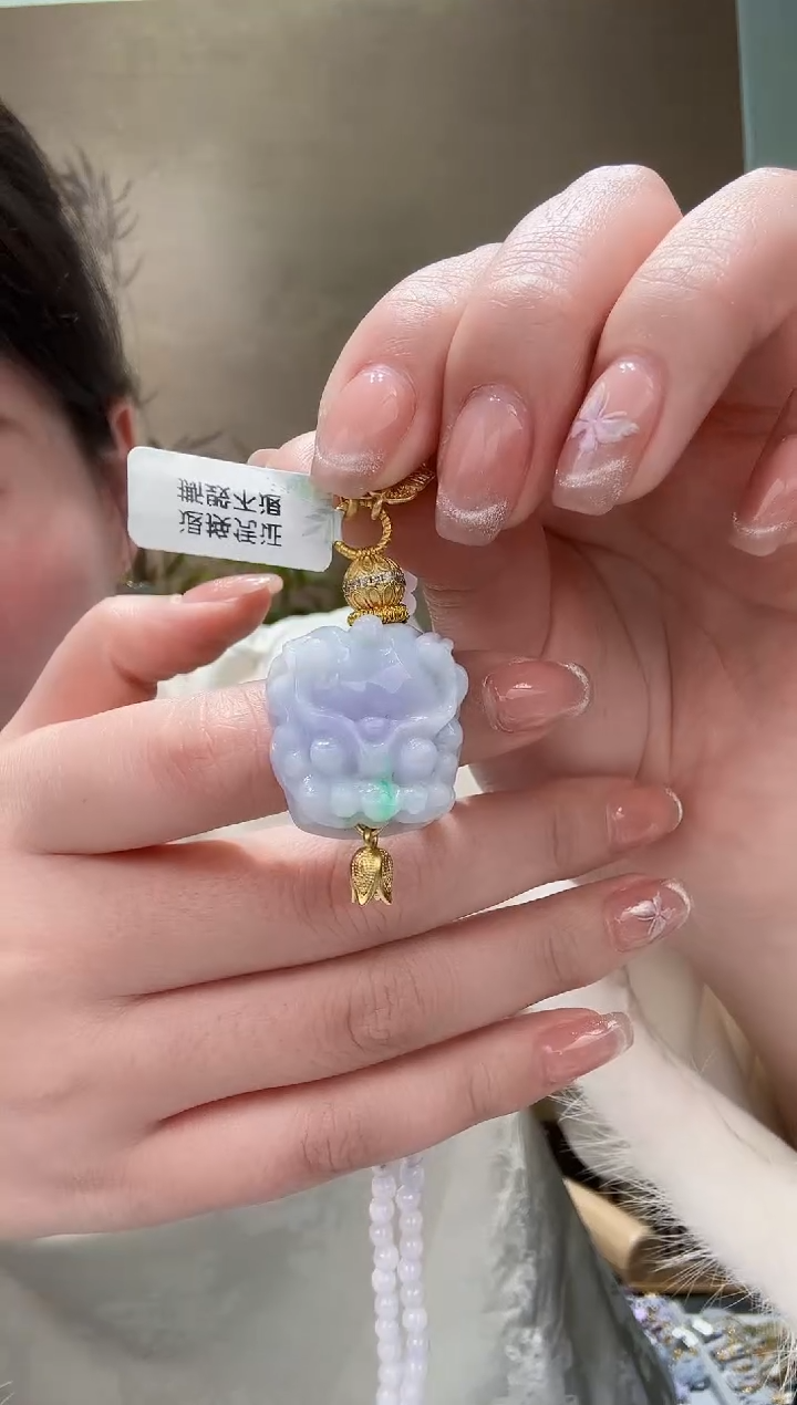 【闪购商品】翡翠颈饰未镶嵌吊坠