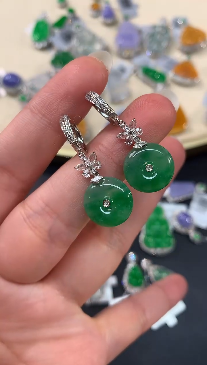 【闪购商品】翡翠耳饰18K金镶嵌A411|15000