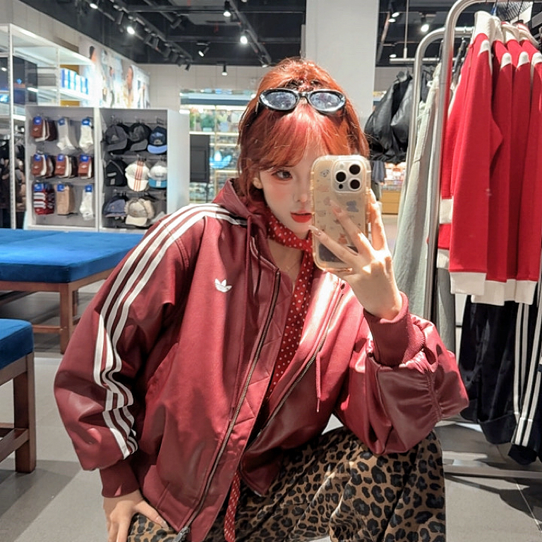 Adidas三叶草秋冬新款时尚潮流百搭经典连帽条纹棉服外套KU6858单