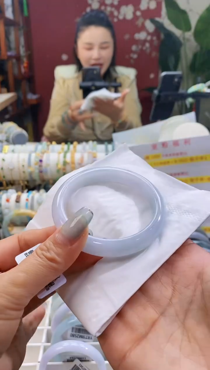 【闪购商品】翡翠手镯未镶嵌94冰胶5657/11.0*7.5