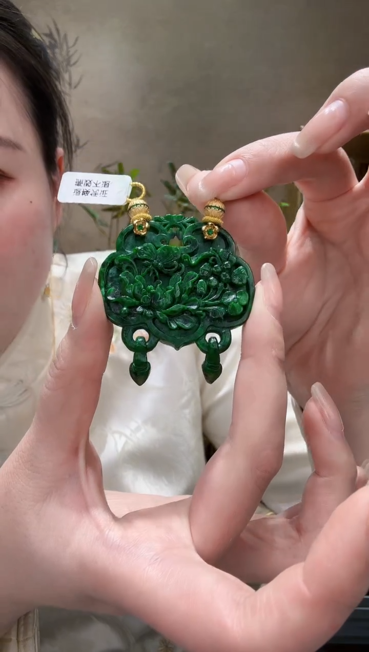 【闪购商品】翡翠耳饰未镶嵌吊坠