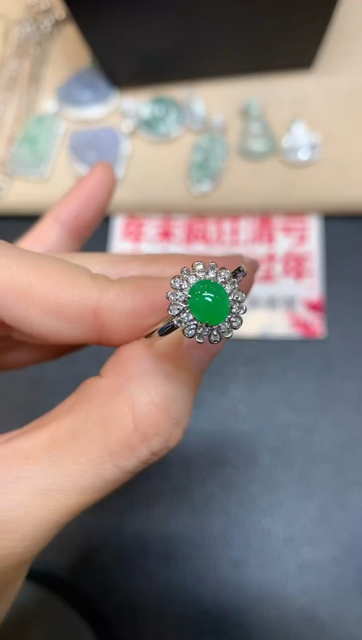 【闪购商品】翡翠戒指18K金镶嵌【无服务费多样性发其一
