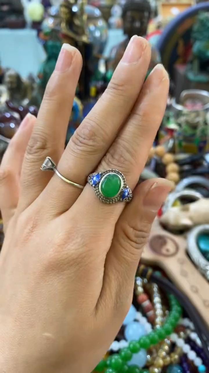 宫廷影视老旧工艺摆件