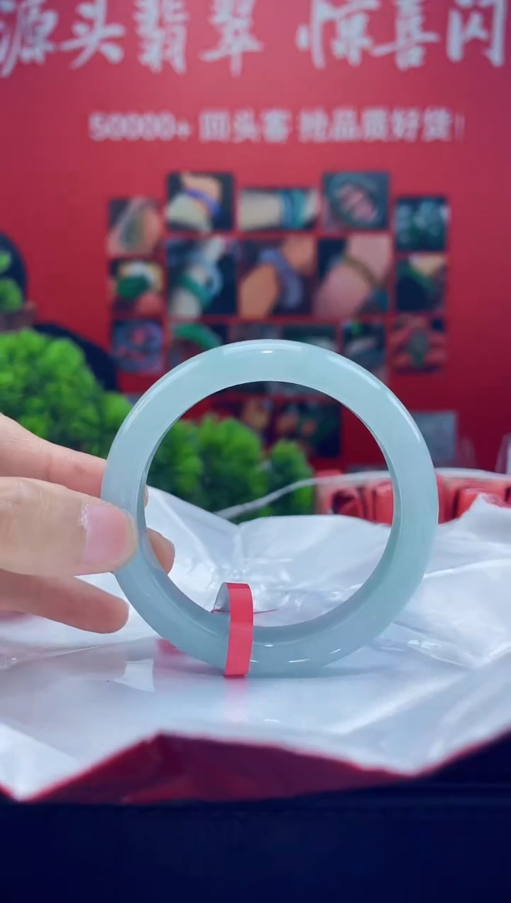 翡翠手镯未镶嵌手镯26