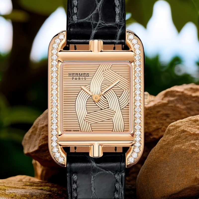 未使用 Hermes/爱马仕 CAPE COD系列 复古小方表原钻 全新全套