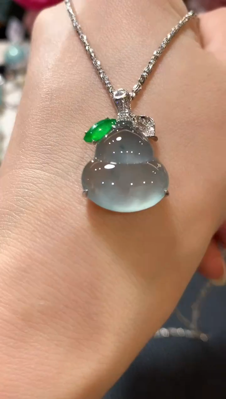 吊坠(不含链)18K金镶嵌翡翠m27  