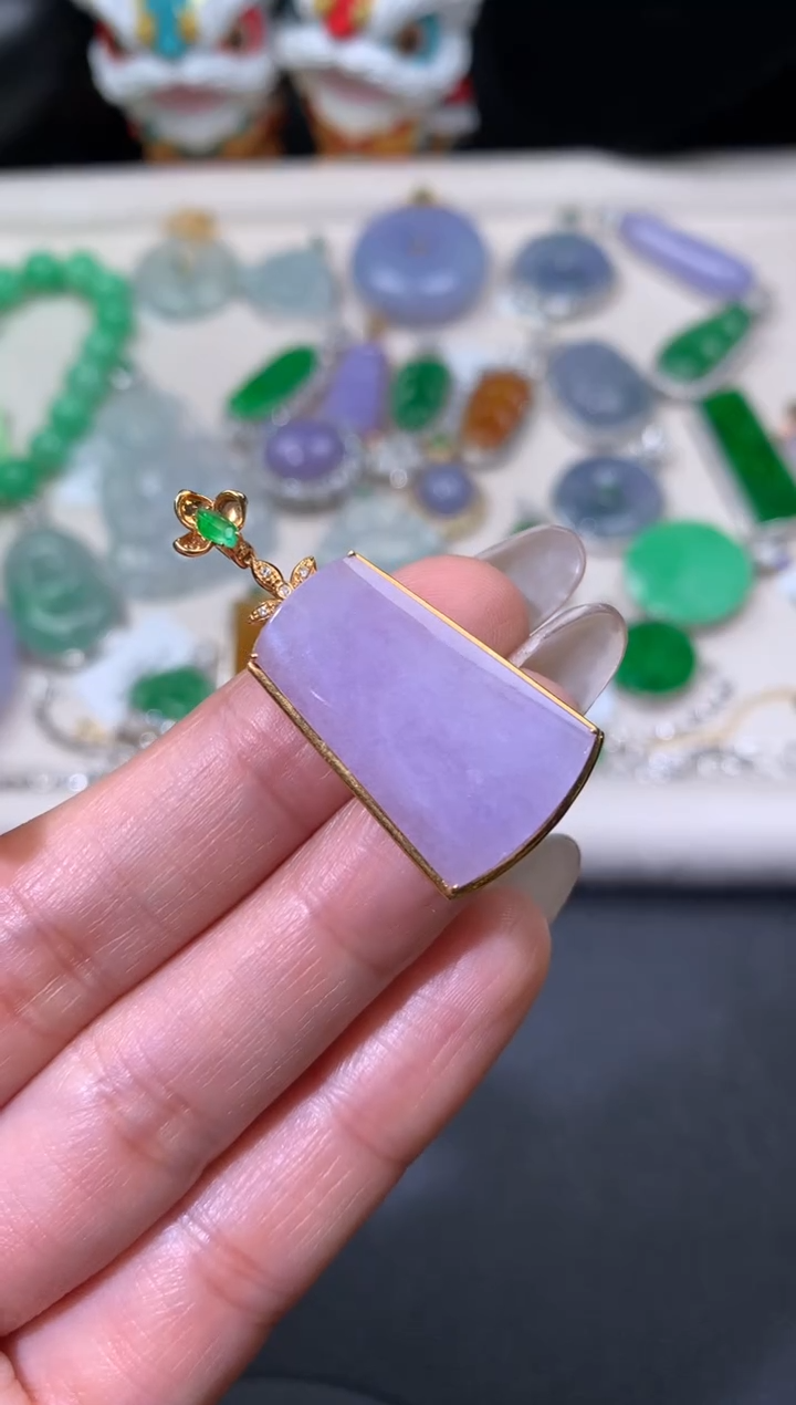 吊坠(不含链)18K金镶嵌翡翠翡翠