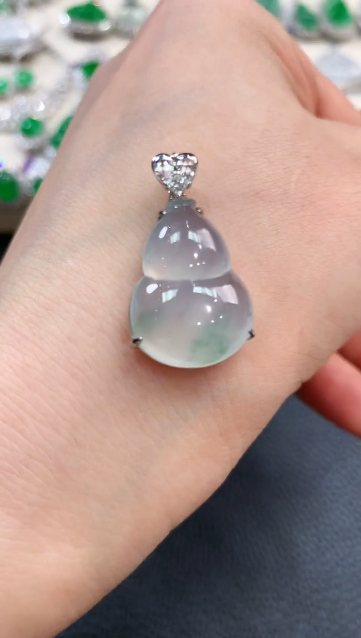 【闪购商品】翡翠吊坠(不含链)18K金镶嵌n32     1